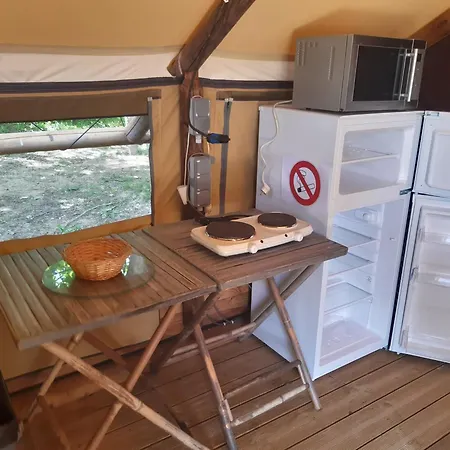 Camping Pommiers Des Trois Pays