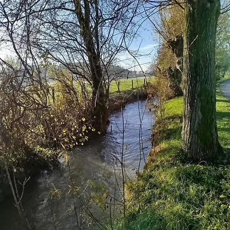 Pommiers Des Trois Pays Kemping 4*