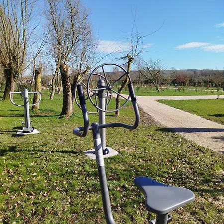 Kamp alanı Pommiers Des Trois Pays 4*