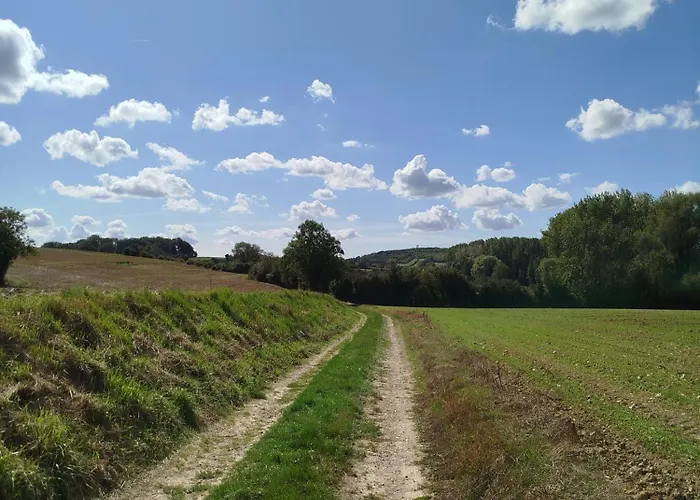 Pommiers Des Trois Pays 4*